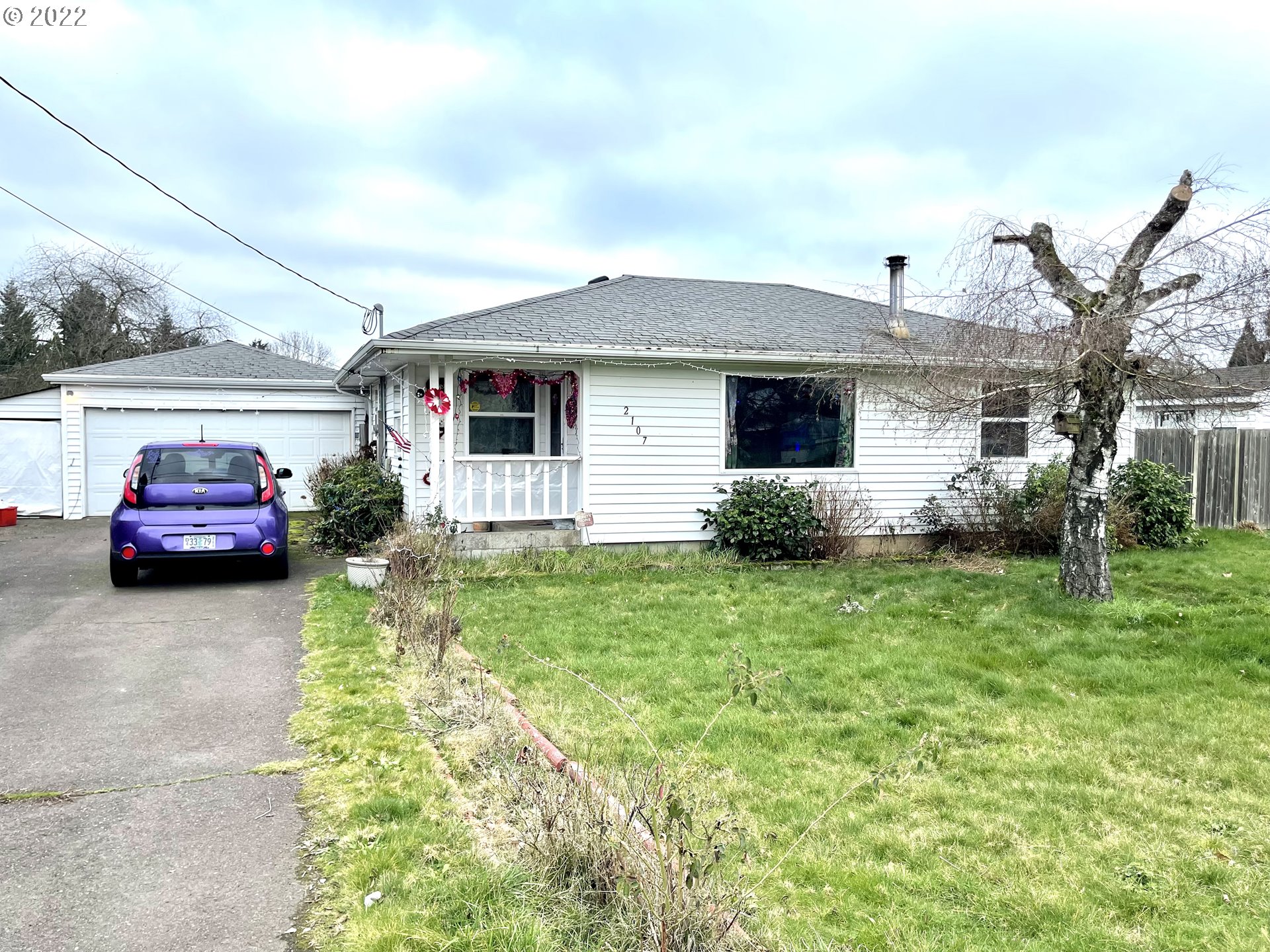2107 Devos Street Eugene, OR 97402 - Photo 1 of 14 Gallery Image 1
