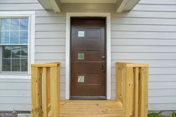 $229,900 | 481 West Currahee Street, Toccoa, GA 30577