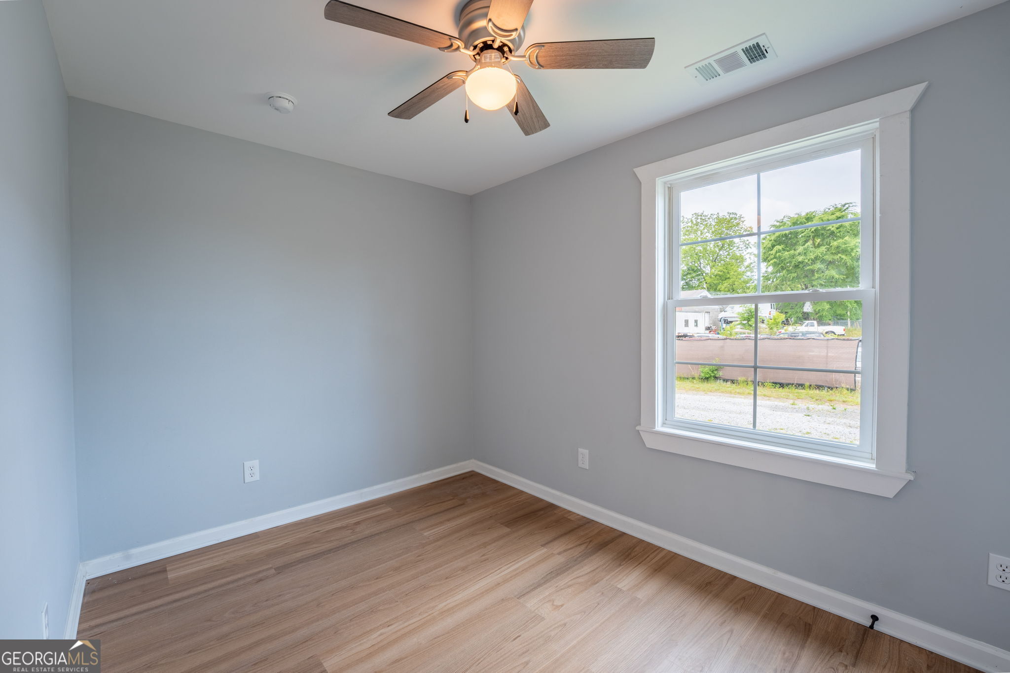 481 West Currahee Street Toccoa, GA 30577 - Photo 20 of 35