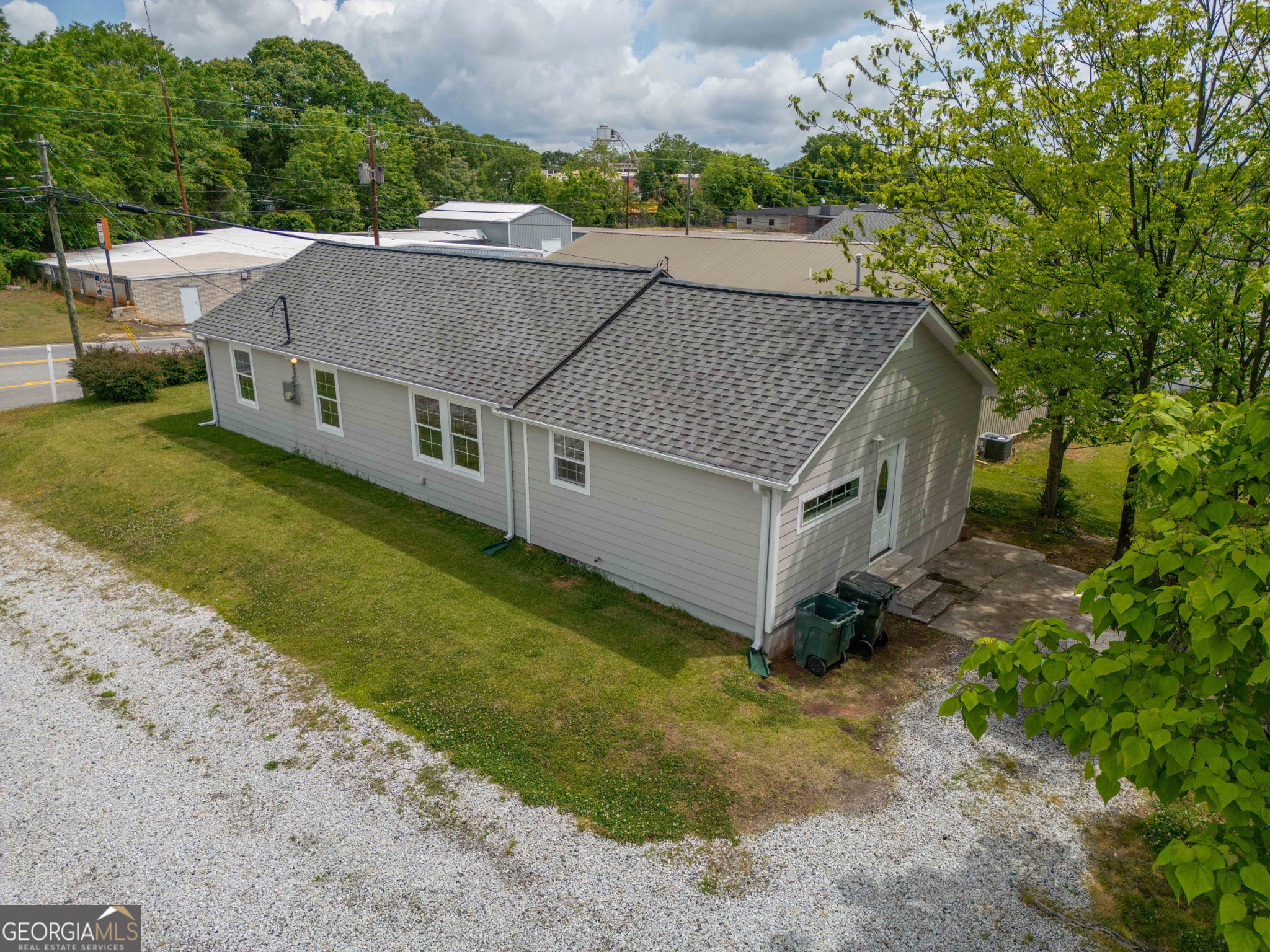 481 West Currahee Street Toccoa, GA 30577 - Photo 31 of 35
