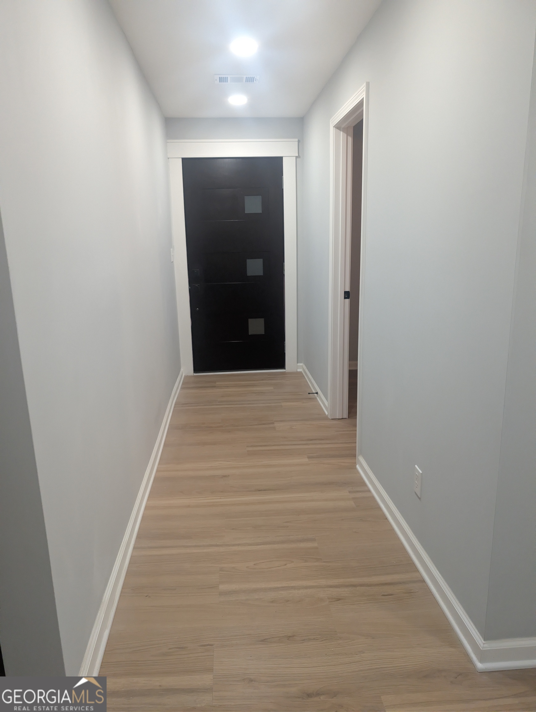 481 West Currahee Street Toccoa, GA 30577 - Photo 4 of 17