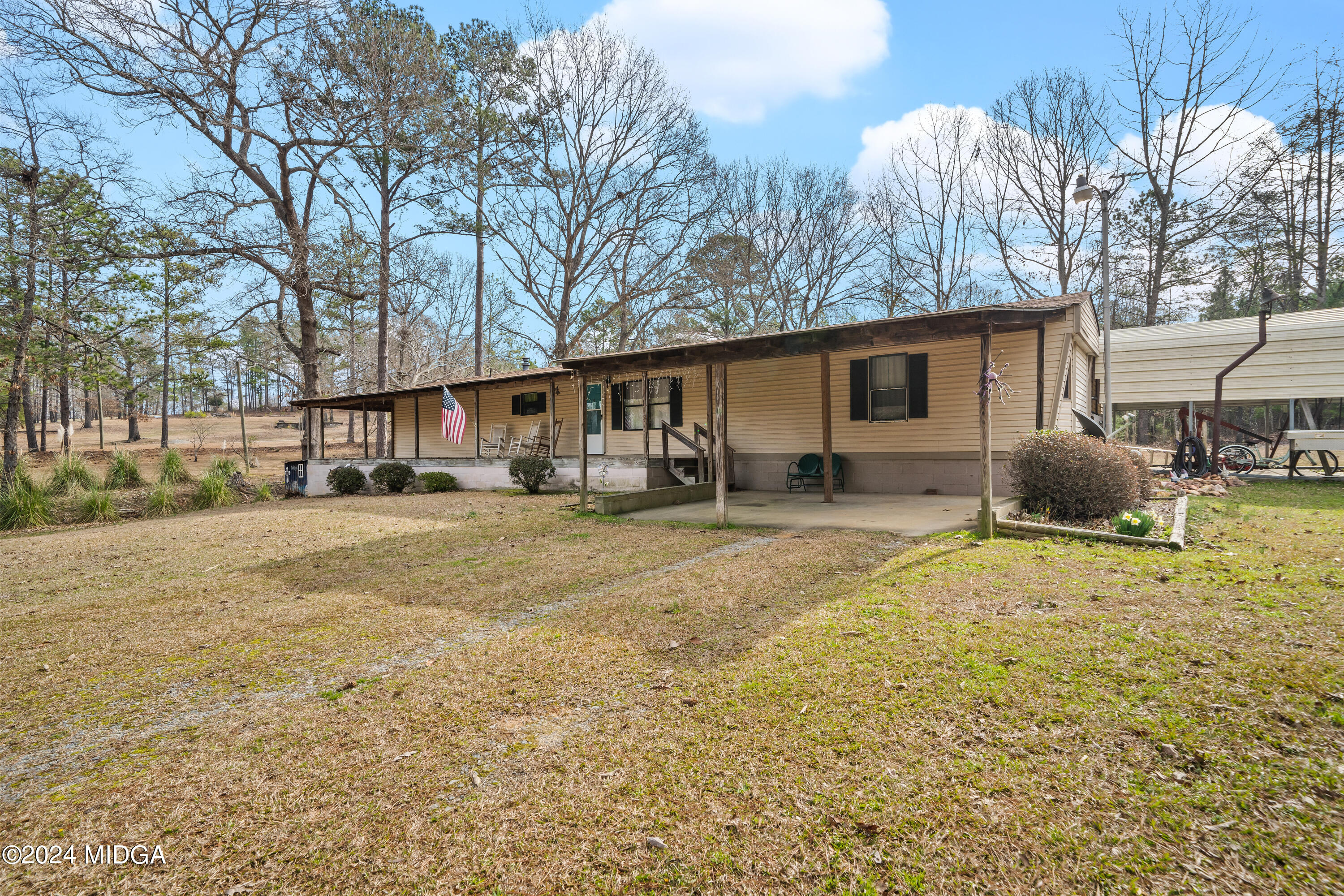 197 Cauley Road Macon, GA 31217 - Photo 2 of 32 197 Cauley Ave-01692