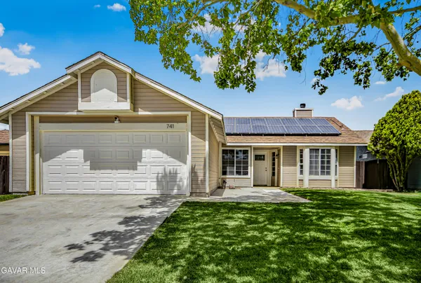 $424,990 | 741 Desert Calico Drive, Lancaster, CA 93534