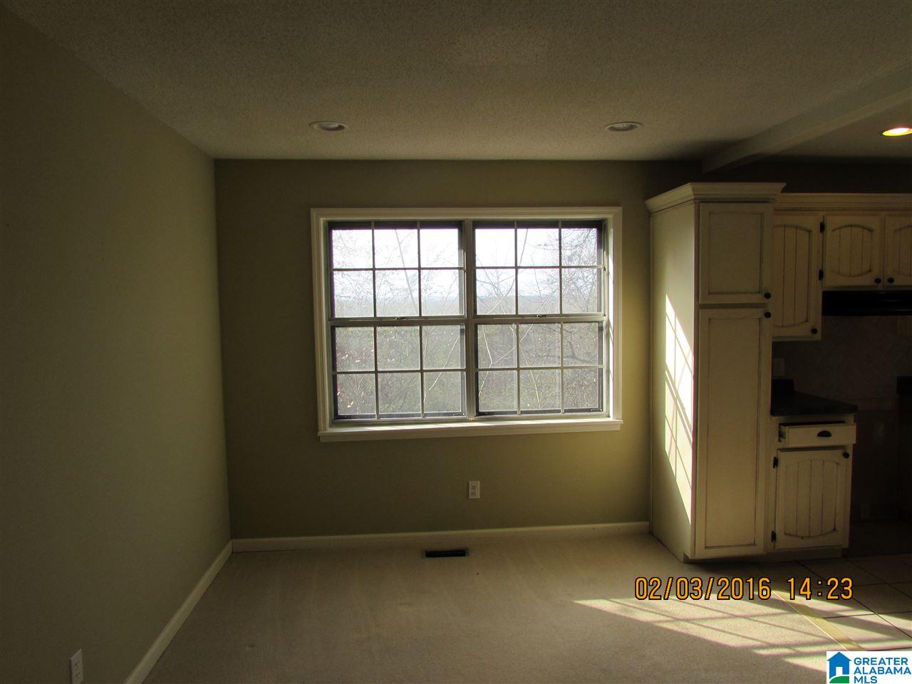 1033 Navajo Trail Alabaster, AL 35007 - Photo 3 of 13