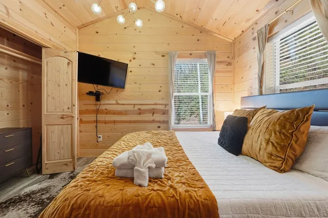 $389,900 | 861 Little Rock Creek Road, Cherry Log, GA 30522