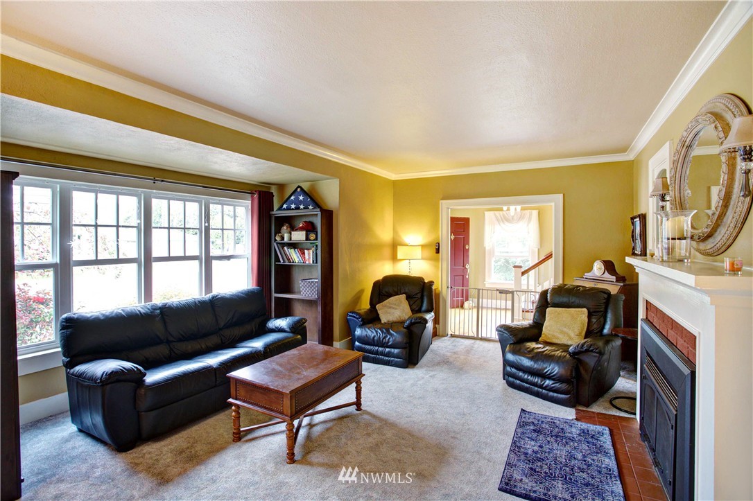 5220 Parker Road East Sumner, WA 98390 - Photo 4 of 24
