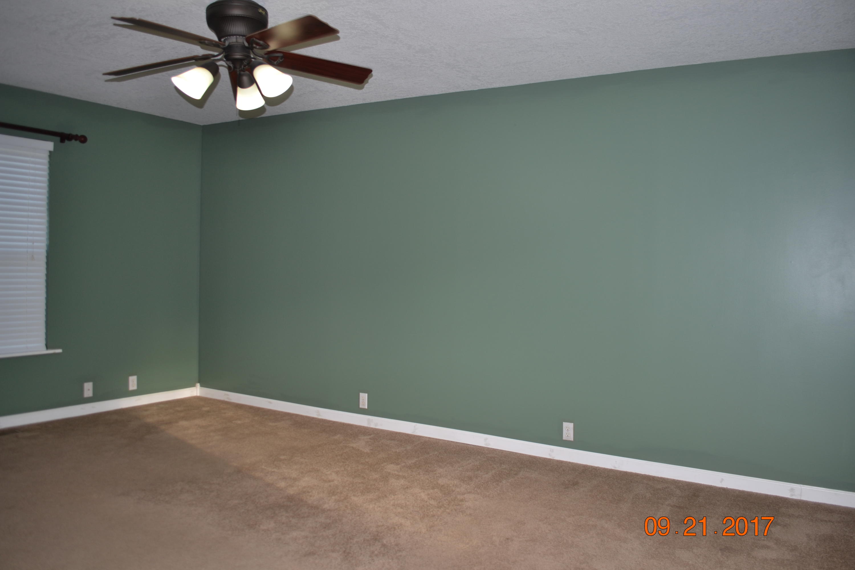 216 Haven Road Oliver Springs, TN 37840 - Photo 10 of 23 Master bedroom