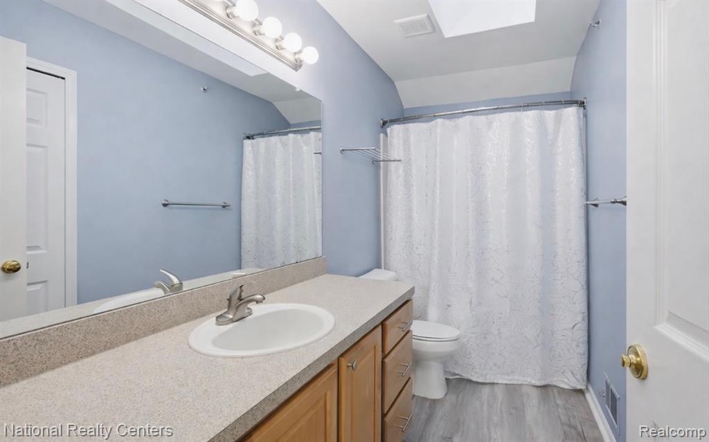 16878 Farmington Road Livonia, MI 48154 - Photo 16 of 24
