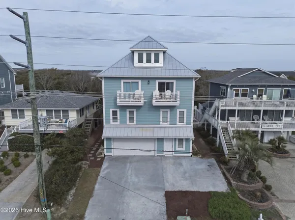 $2,000,000 | 1617 South Shore Drive, Surf City, NC 28445