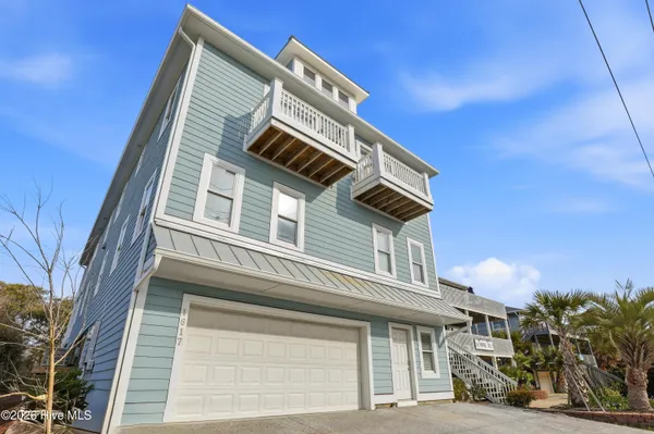 $2,000,000 | 1617 South Shore Drive, Surf City, NC 28445