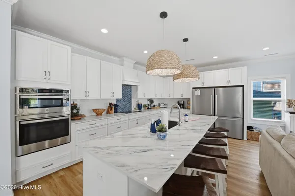 $2,000,000 | 1617 South Shore Drive, Surf City, NC 28445