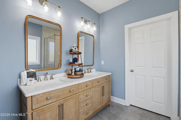 $2,000,000 | 1617 South Shore Drive, Surf City, NC 28445