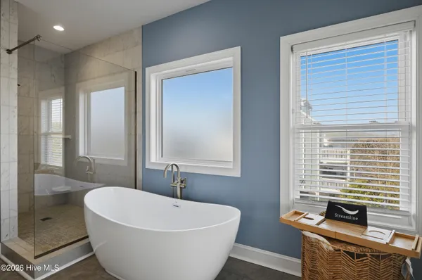 $2,000,000 | 1617 South Shore Drive, Surf City, NC 28445