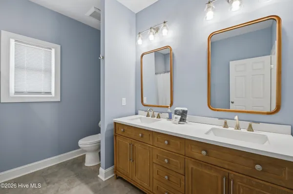 $2,000,000 | 1617 South Shore Drive, Surf City, NC 28445