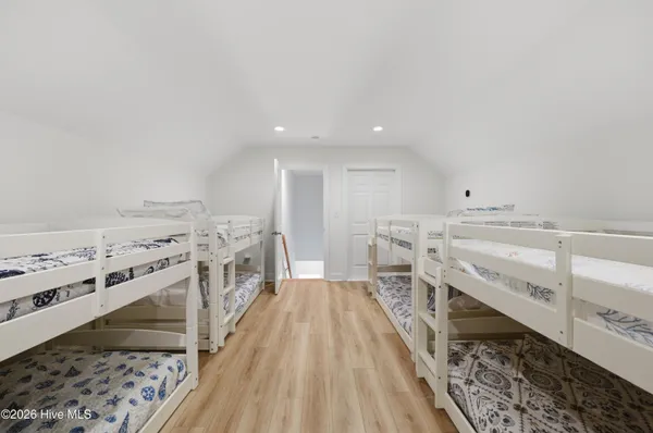 $2,000,000 | 1617 South Shore Drive, Surf City, NC 28445