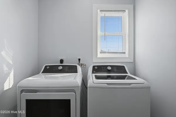 $2,000,000 | 1617 South Shore Drive, Surf City, NC 28445