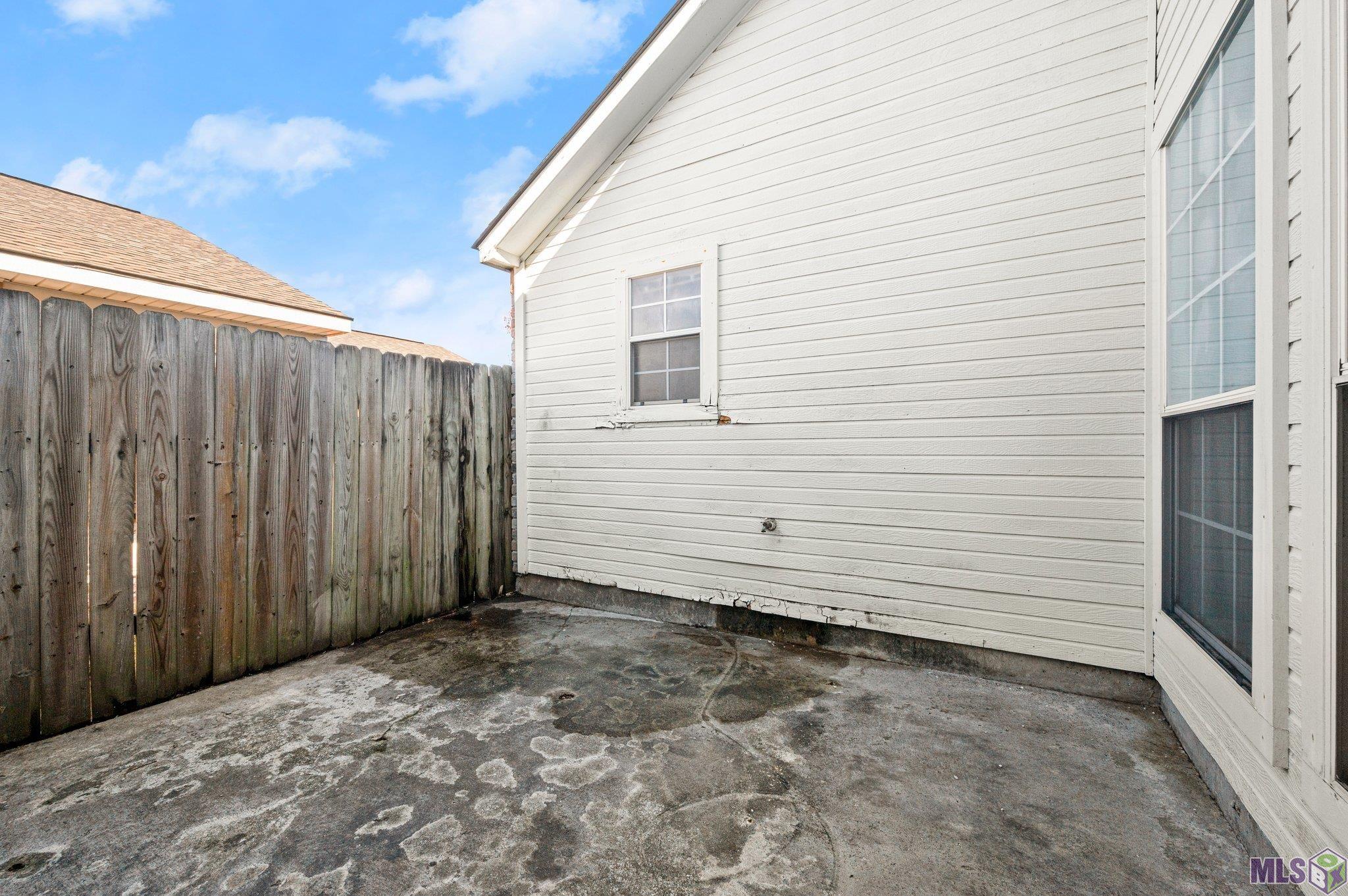 2074 Spring Ridge Avenue Baton Rouge, LA 70816 - Photo 17 of 17
