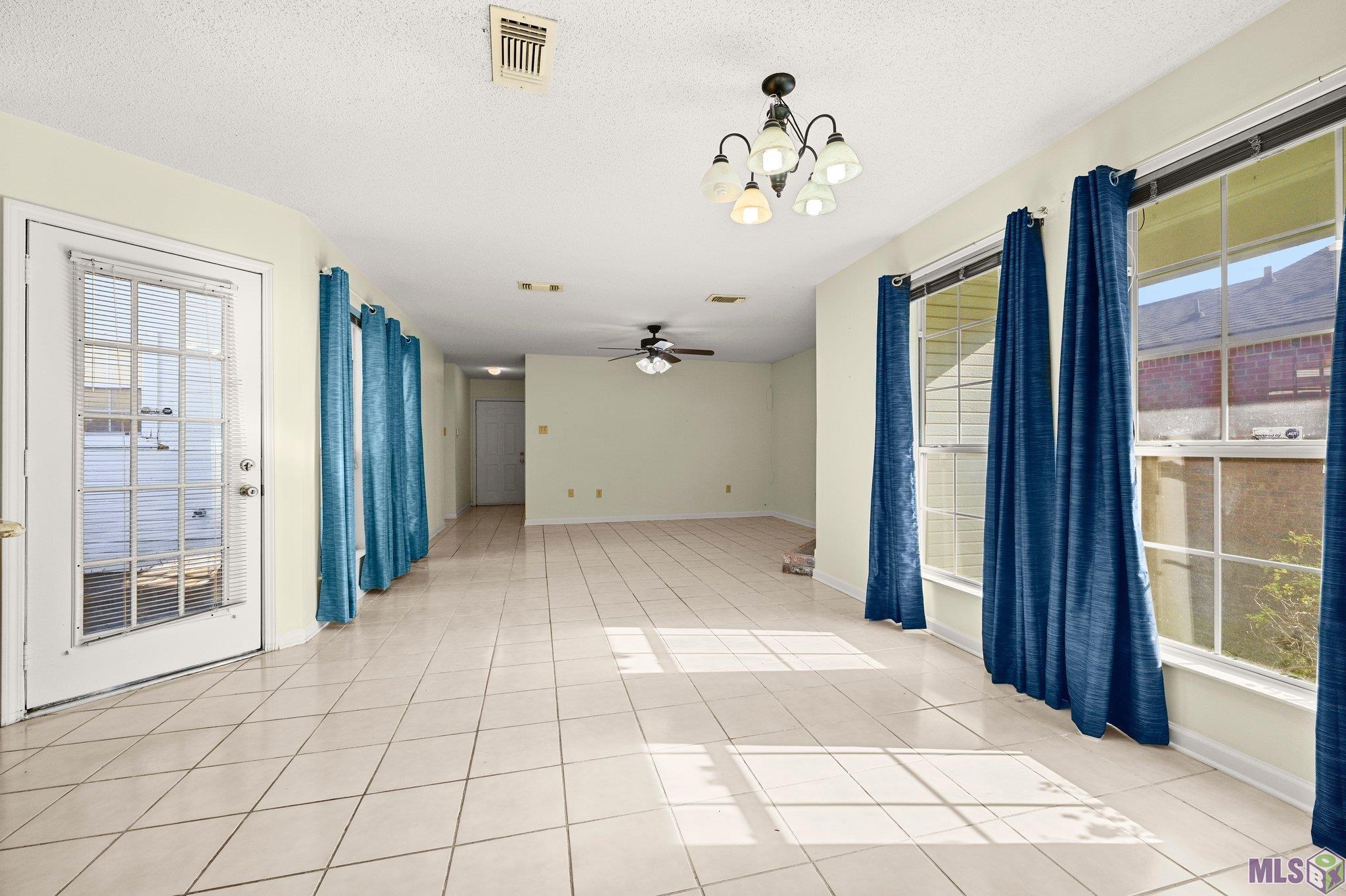 2074 Spring Ridge Avenue Baton Rouge, LA 70816 - Photo 9 of 17