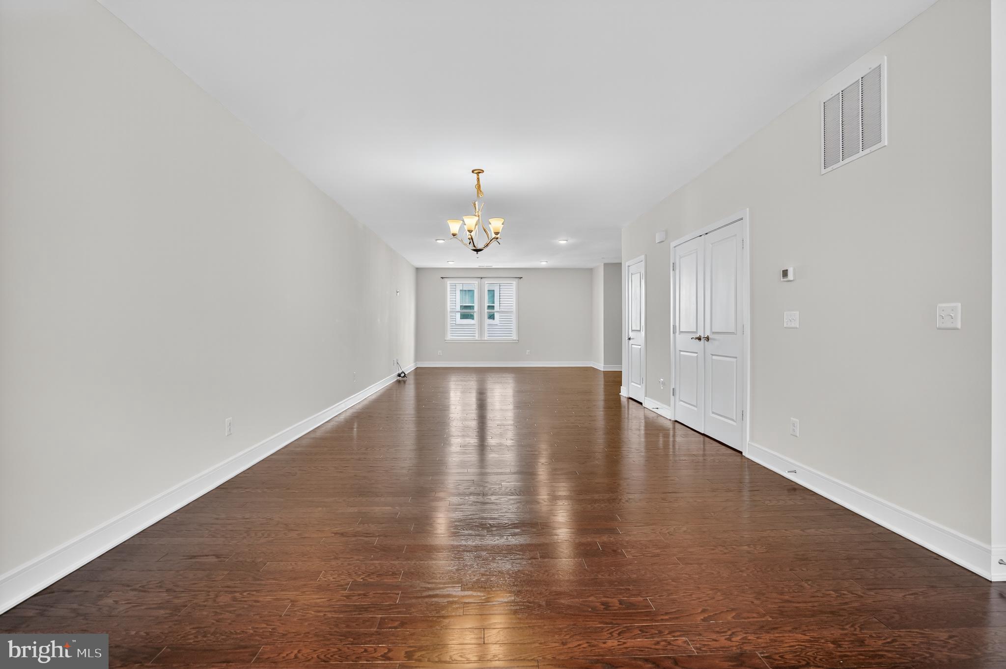 41956 Pickwick Mill Terrace Aldie, VA 20105 - Photo 14 of 47 Dining Room