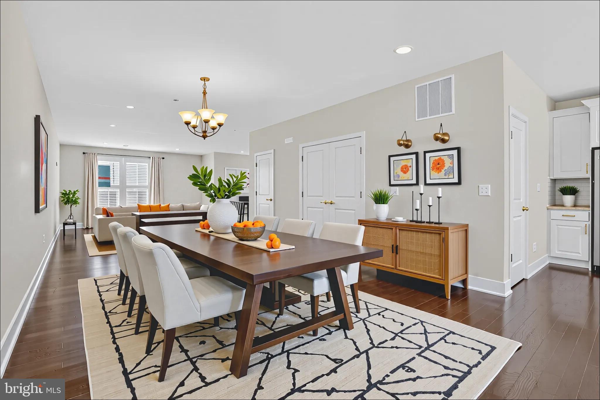 41956 Pickwick Mill Terrace Aldie, VA 20105 - Photo 15 of 47 Dining Room - Virtually Staged