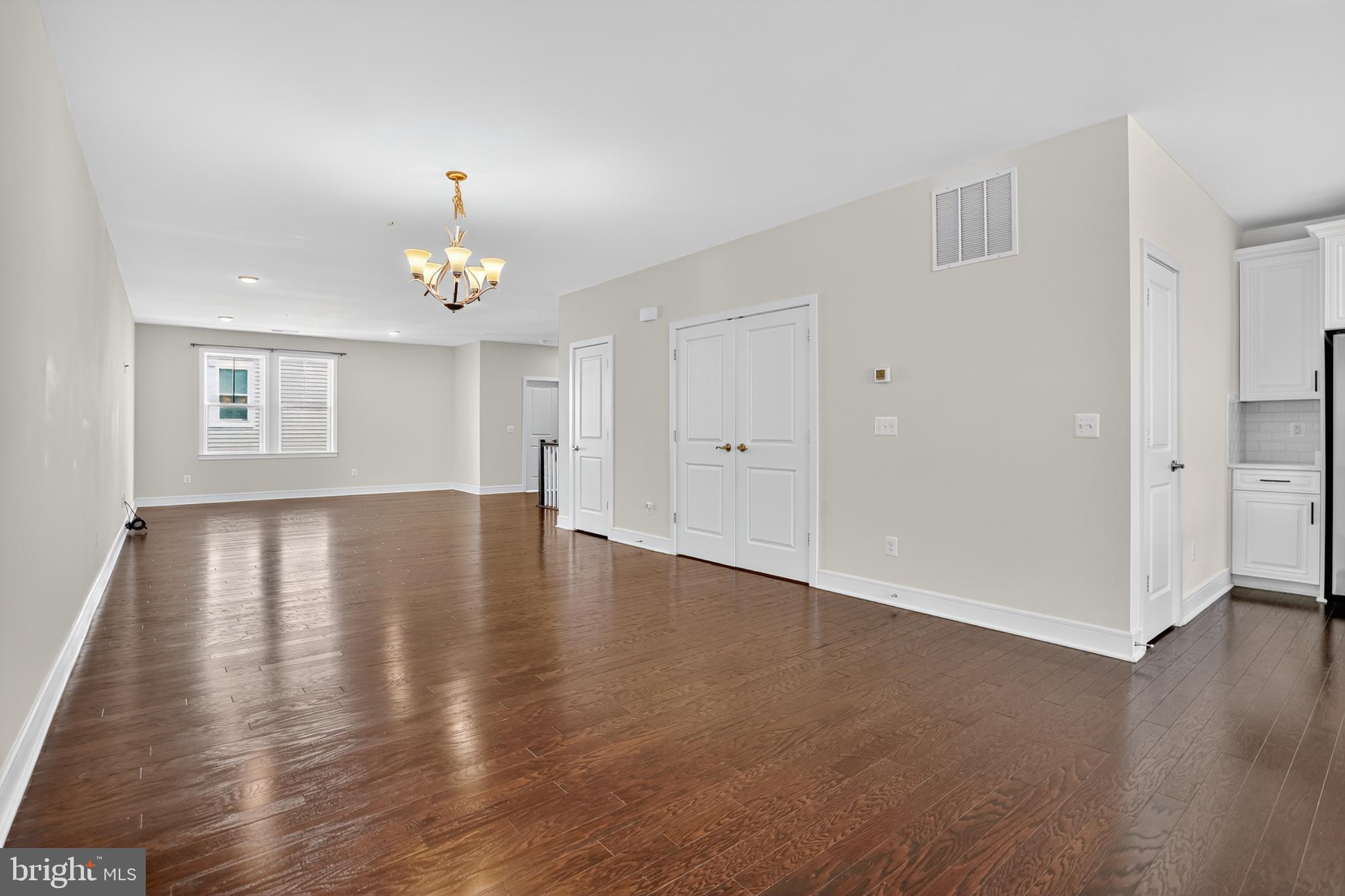 41956 Pickwick Mill Terrace Aldie, VA 20105 - Photo 16 of 47 Dining Room