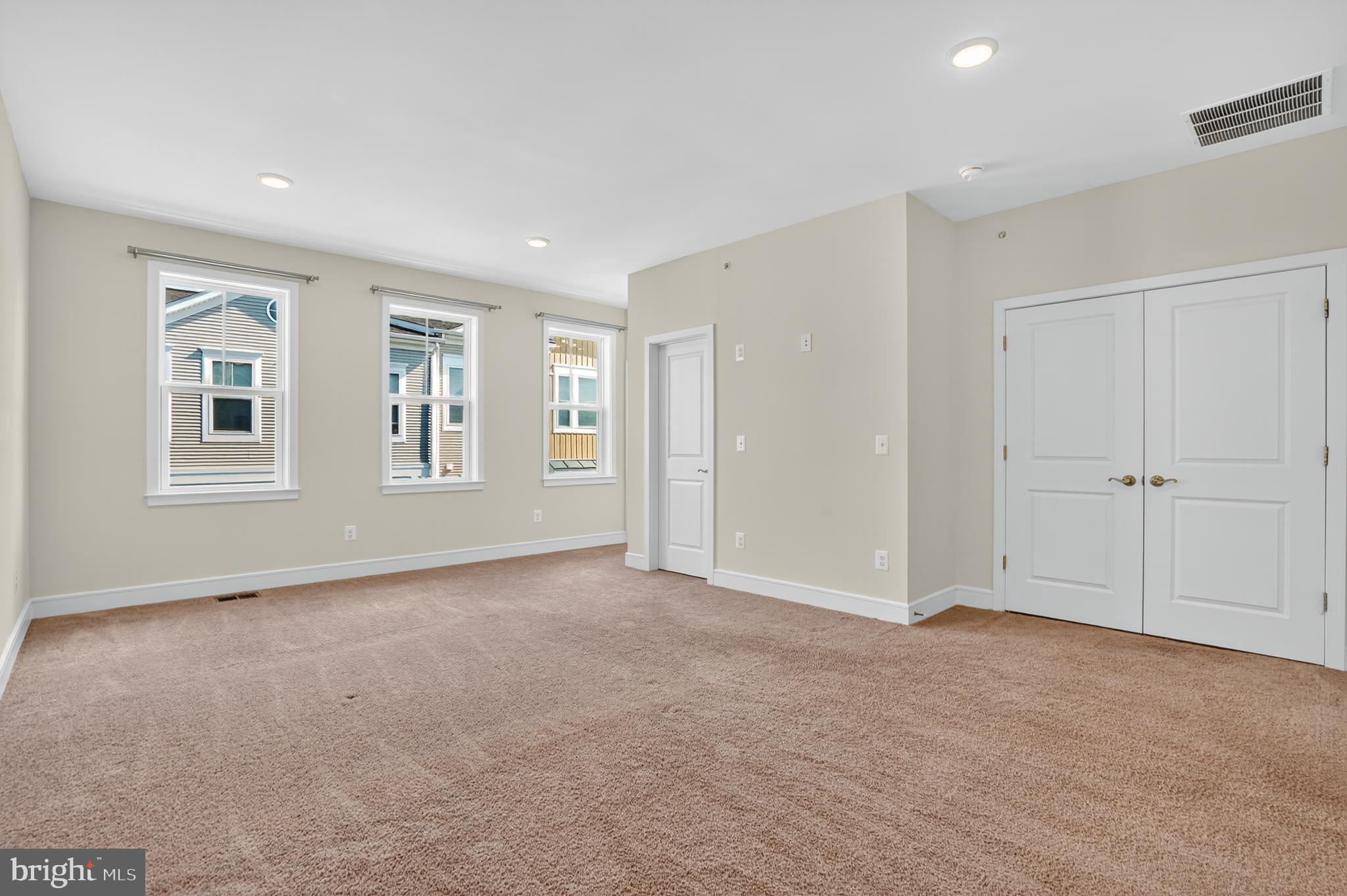 41956 Pickwick Mill Terrace Aldie, VA 20105 - Photo 24 of 47 Primary Bedroom