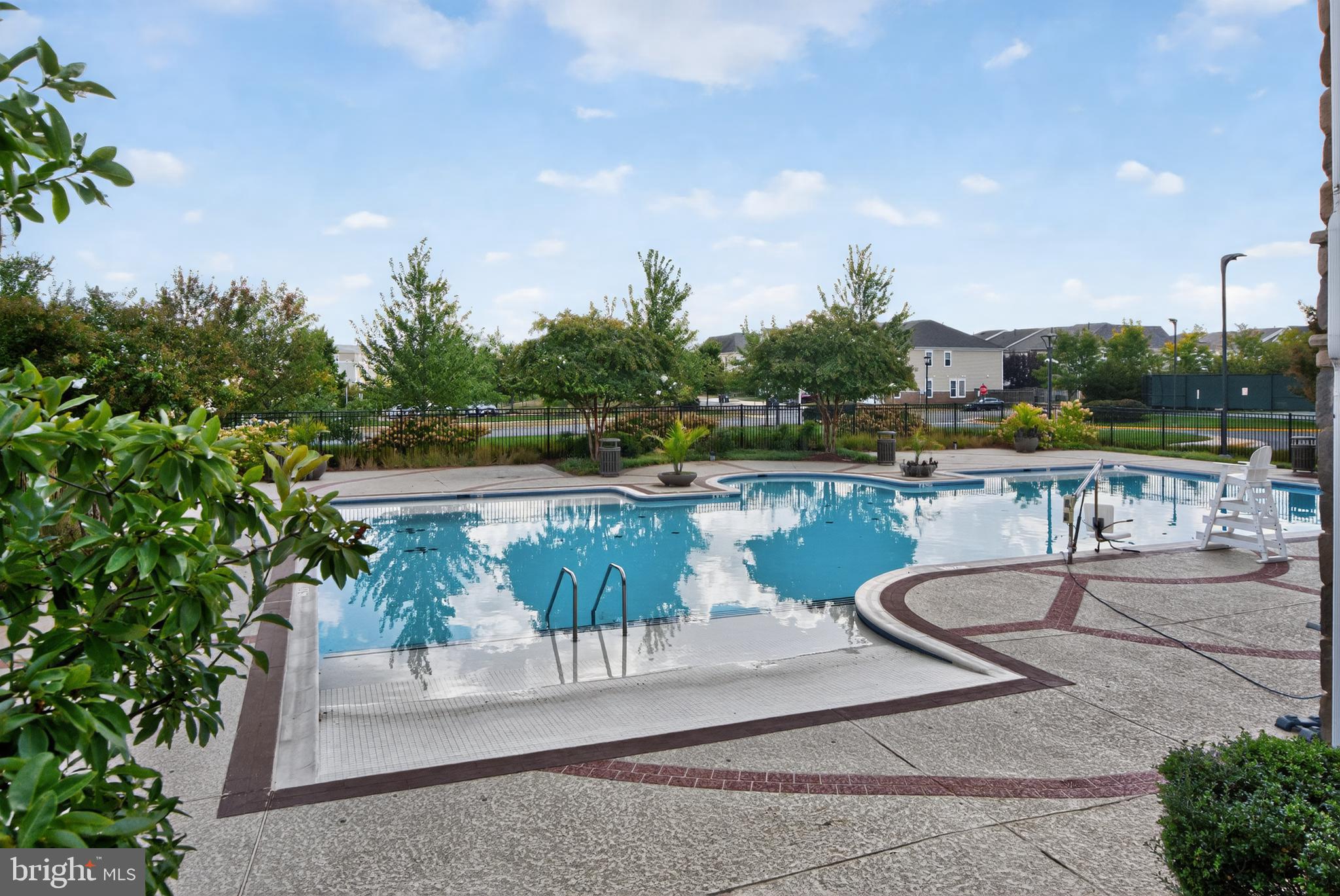 41956 Pickwick Mill Terrace Aldie, VA 20105 - Photo 36 of 47 Stone Mill Community Pool