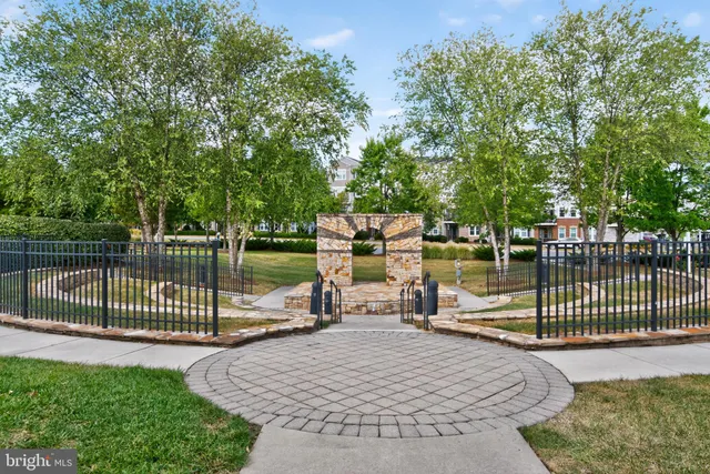 $595,000 | 41956 Pickwick Mill Terrace, Aldie, VA 20105