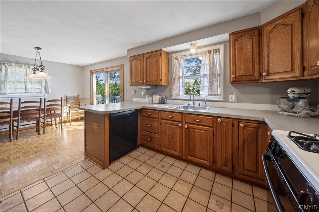 108 Richards Road Camillus, NY 13031 - Photo 10 of 37