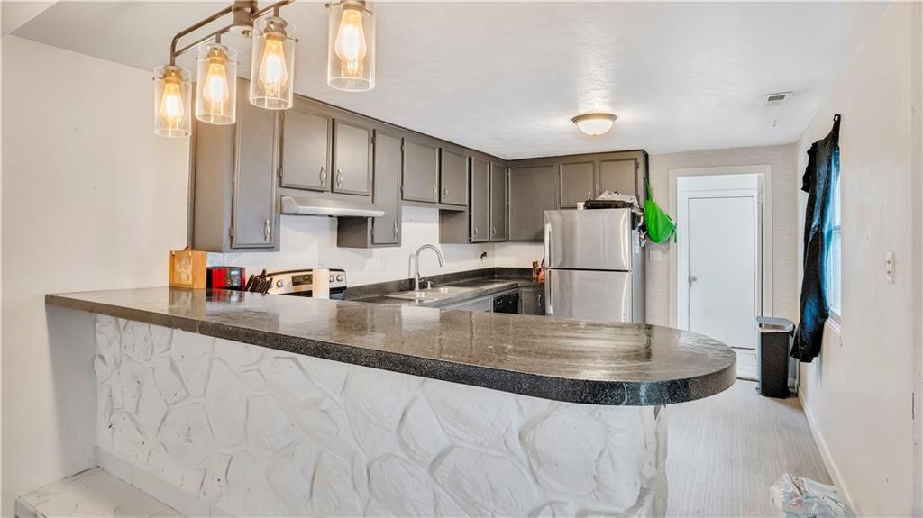 835 Brown Avenue Osawatomie, KS 66064 - Photo 4 of 12