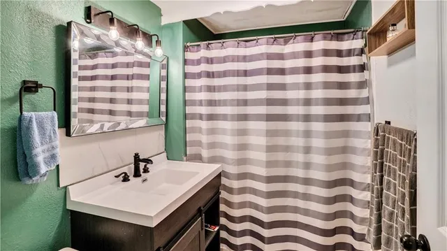 $163,000 | 835 Brown Avenue, Osawatomie, KS 66064