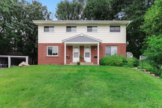 $495,000 | 502 Shadyside Circle, Hopkins, MN 55343