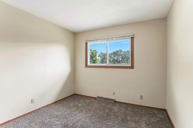 $495,000 | 502 Shadyside Circle, Hopkins, MN 55343