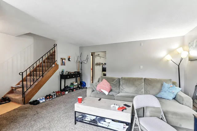 $495,000 | 502 Shadyside Circle, Hopkins, MN 55343