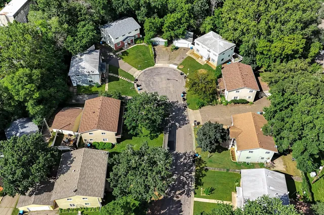 $495,000 | 502 Shadyside Circle, Hopkins, MN 55343