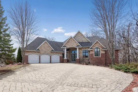 $1,695,000 | 14262 Trace Ridge Road, Minnetonka, MN 55391
