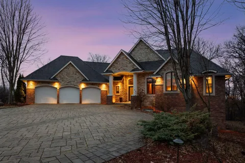 $1,695,000 | 14262 Trace Ridge Road, Minnetonka, MN 55391