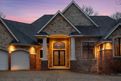 $1,695,000 | 14262 Trace Ridge Road, Minnetonka, MN 55391