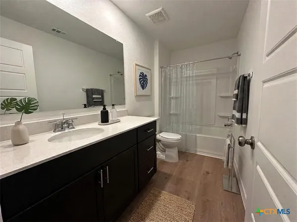 $2,100 | 936 Heartseed Avenue, New Braunfels, TX 78130