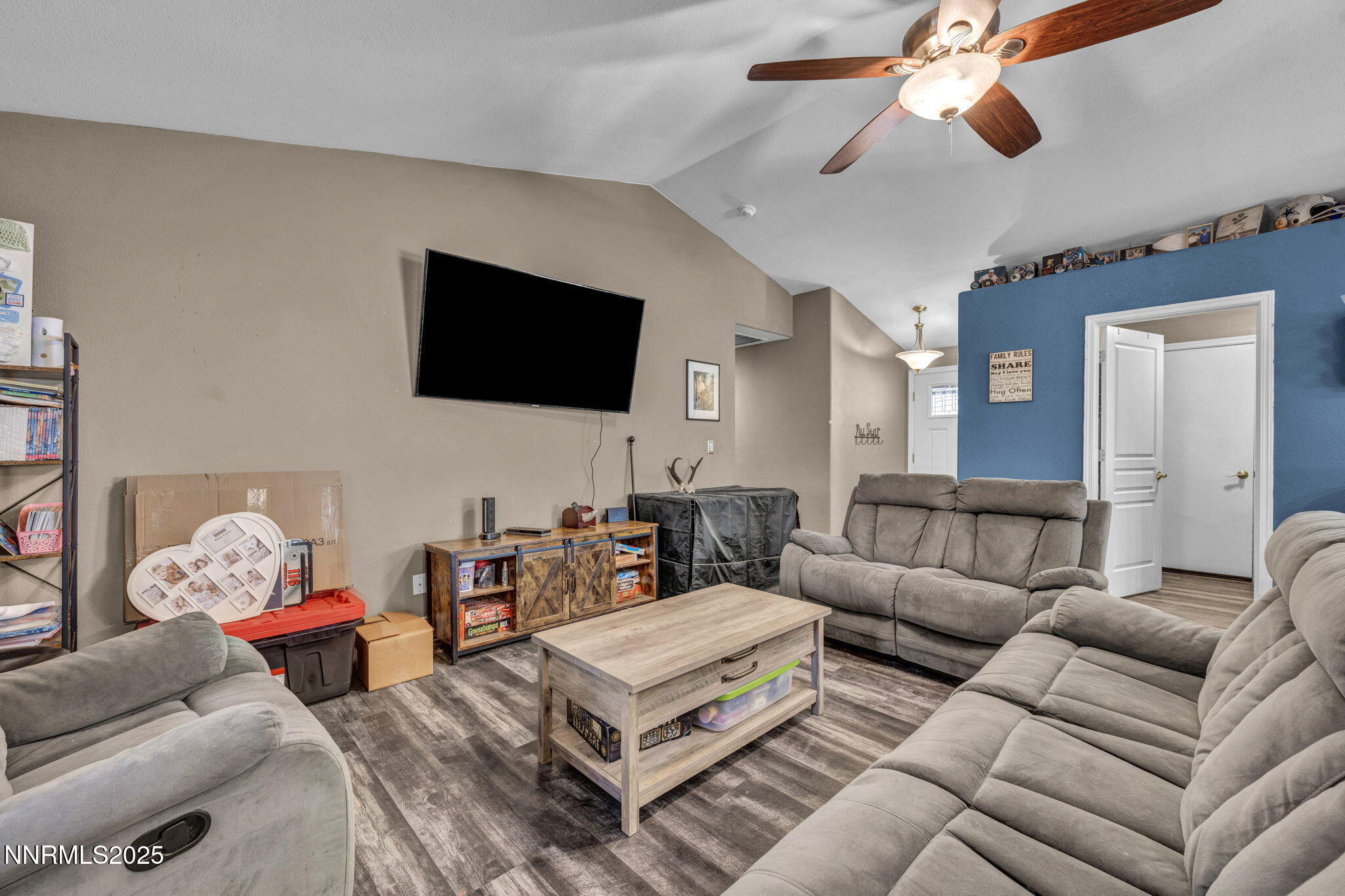 572 Spur Way Fernley, NV 89408 - Photo 14 of 48 33-web-or-mls-572-spur-way