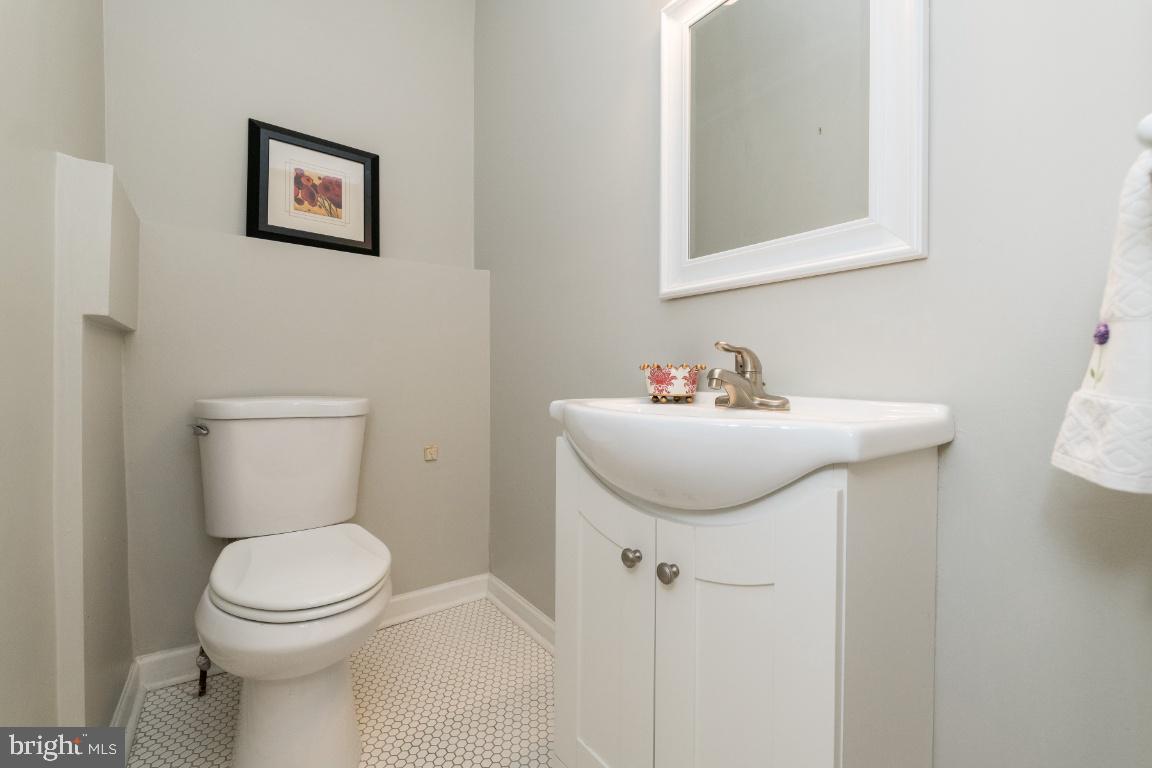 505 Hawthorn Road Baltimore, MD 21210 - Photo 17 of 46