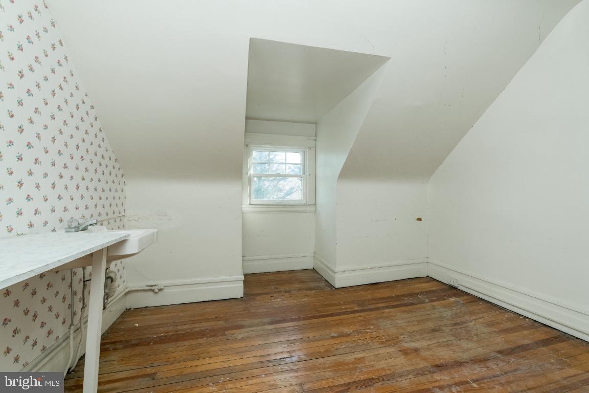 505 Hawthorn Road Baltimore, MD 21210 - Photo 35 of 46