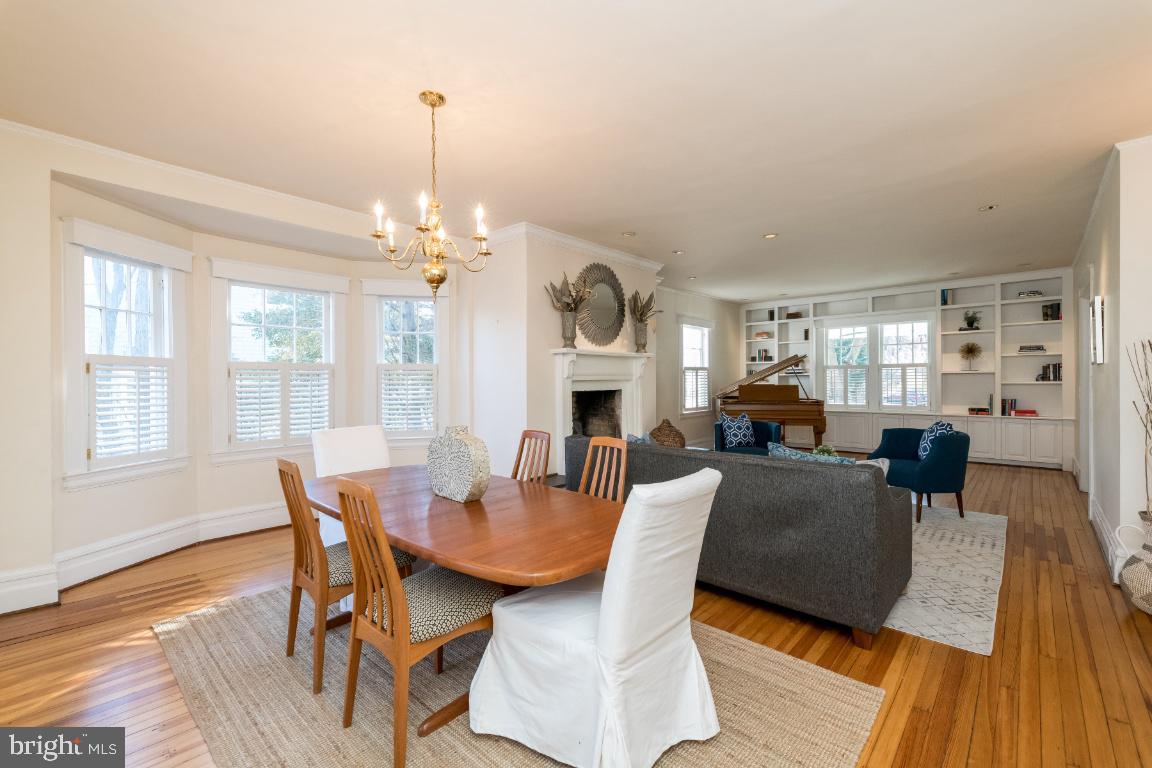 505 Hawthorn Road Baltimore, MD 21210 - Photo 7 of 46