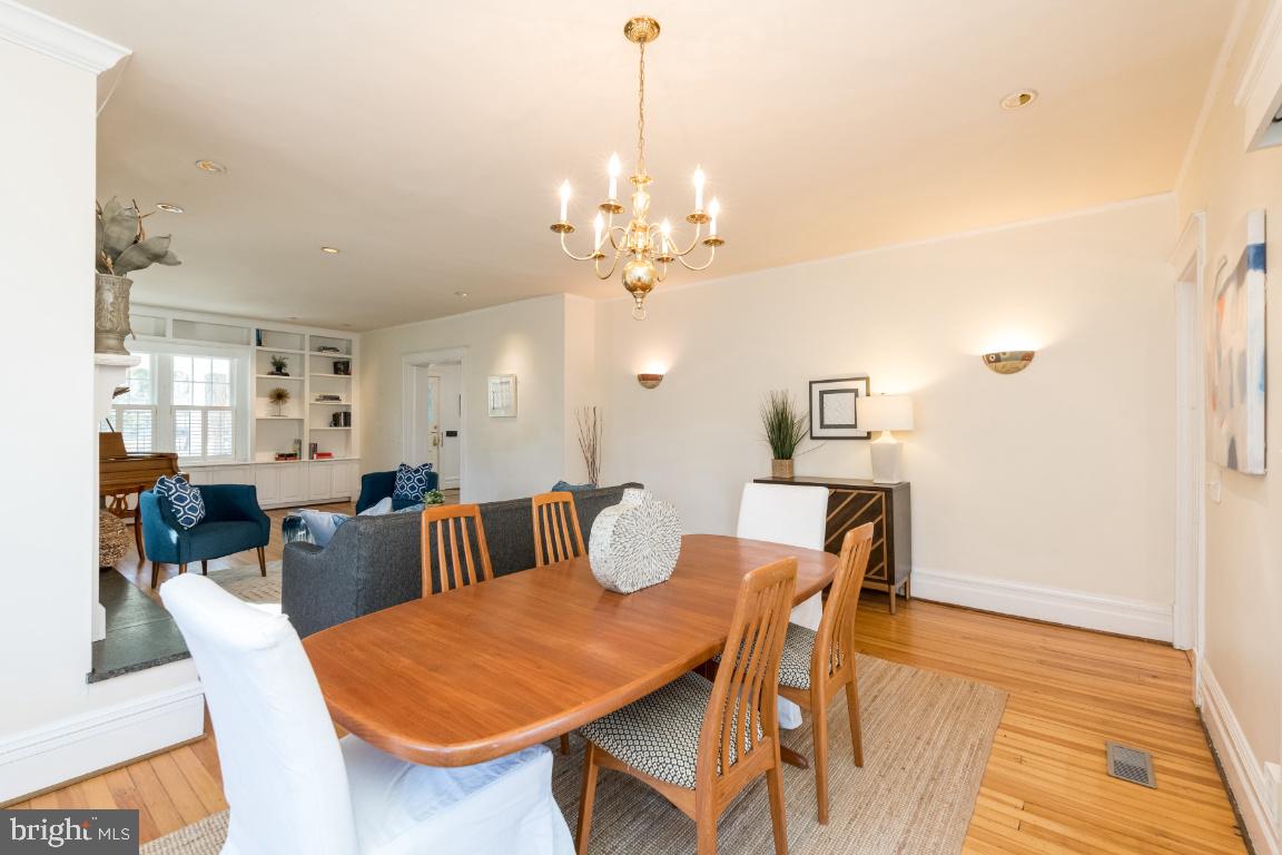 505 Hawthorn Road Baltimore, MD 21210 - Photo 8 of 46