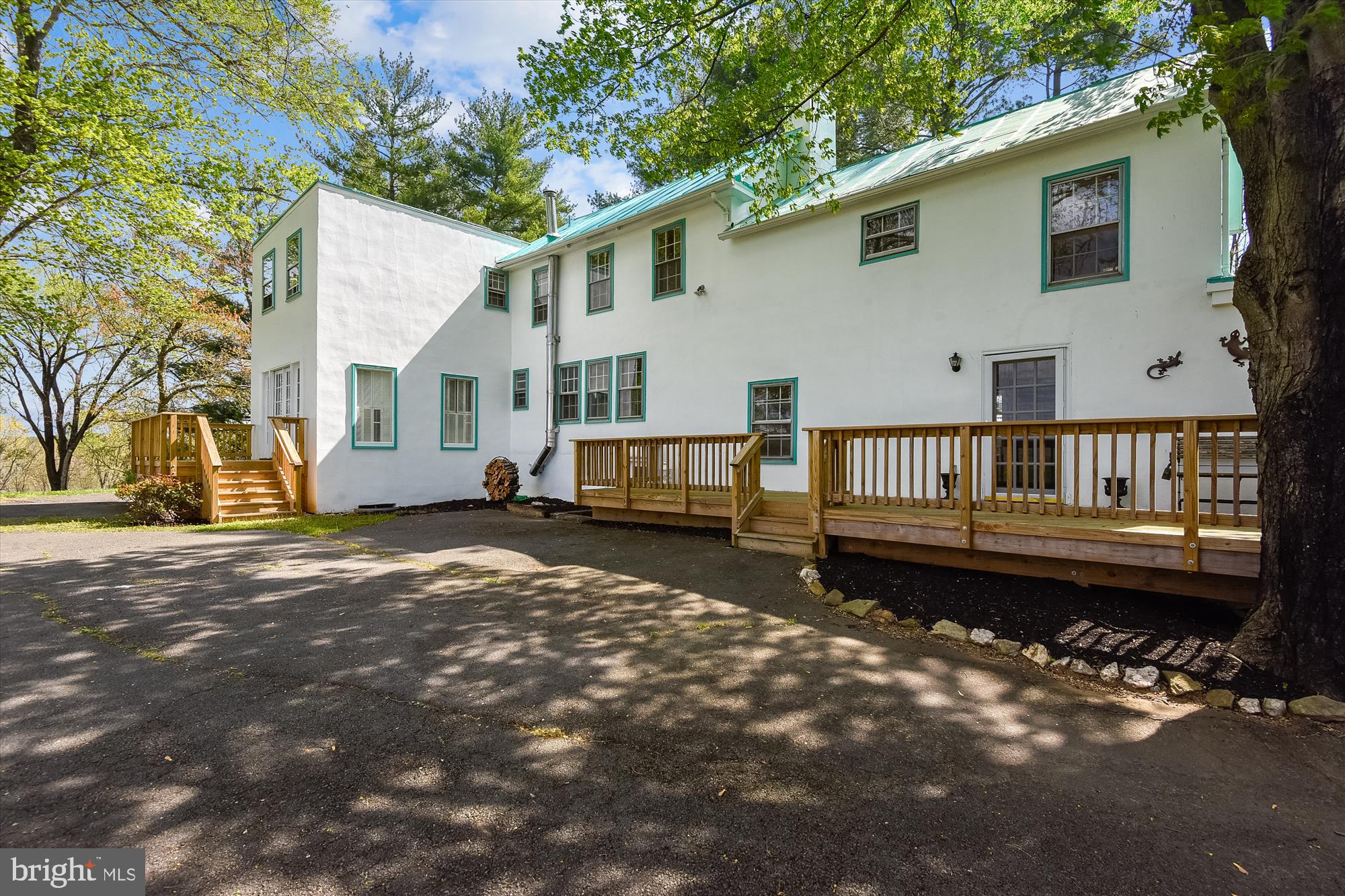 20209 St Louis Road Purcellville, VA 20132 - Photo 45 of 62 a view of a house with a yard