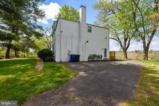 $1,595,000 | 20209 St Louis Road, Purcellville, VA 20132