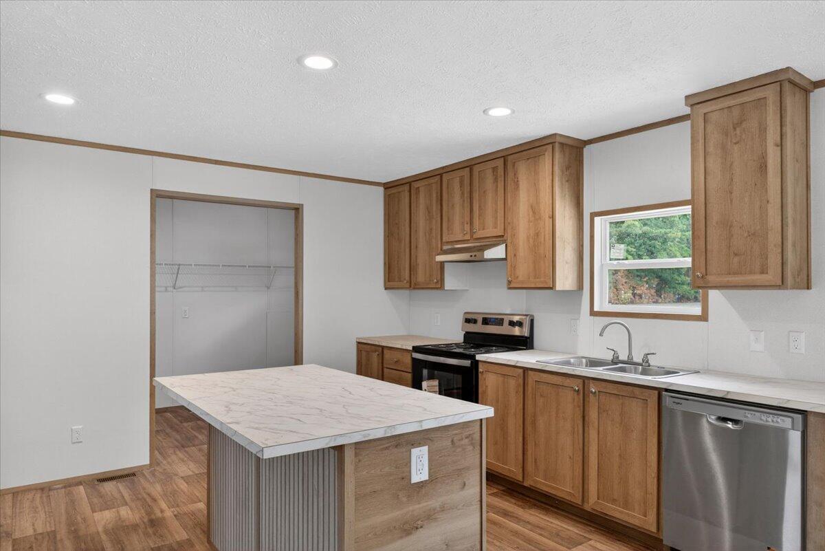1185 Forty-One Road St. Stephen, SC 29479 - Photo 10 of 54 13-Square One Team - DSC05025