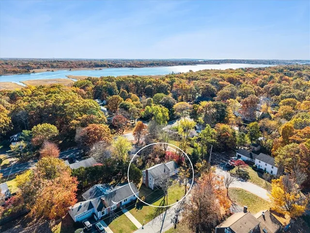 $689,000 | 1 Cheshire Drive, Barrington, RI 02806