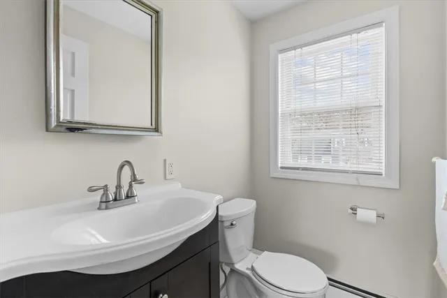 $689,000 | 1 Cheshire Drive, Barrington, RI 02806