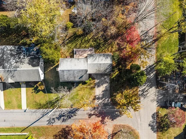 $689,000 | 1 Cheshire Drive, Barrington, RI 02806